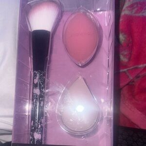 Japonésque Blush Brush and Sponge Set - Pink and Cream